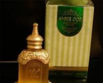 Aceites árabes.  Perfume de aceite.  Perfumes de aceite árabe de Egipto o Emiratos Árabes.